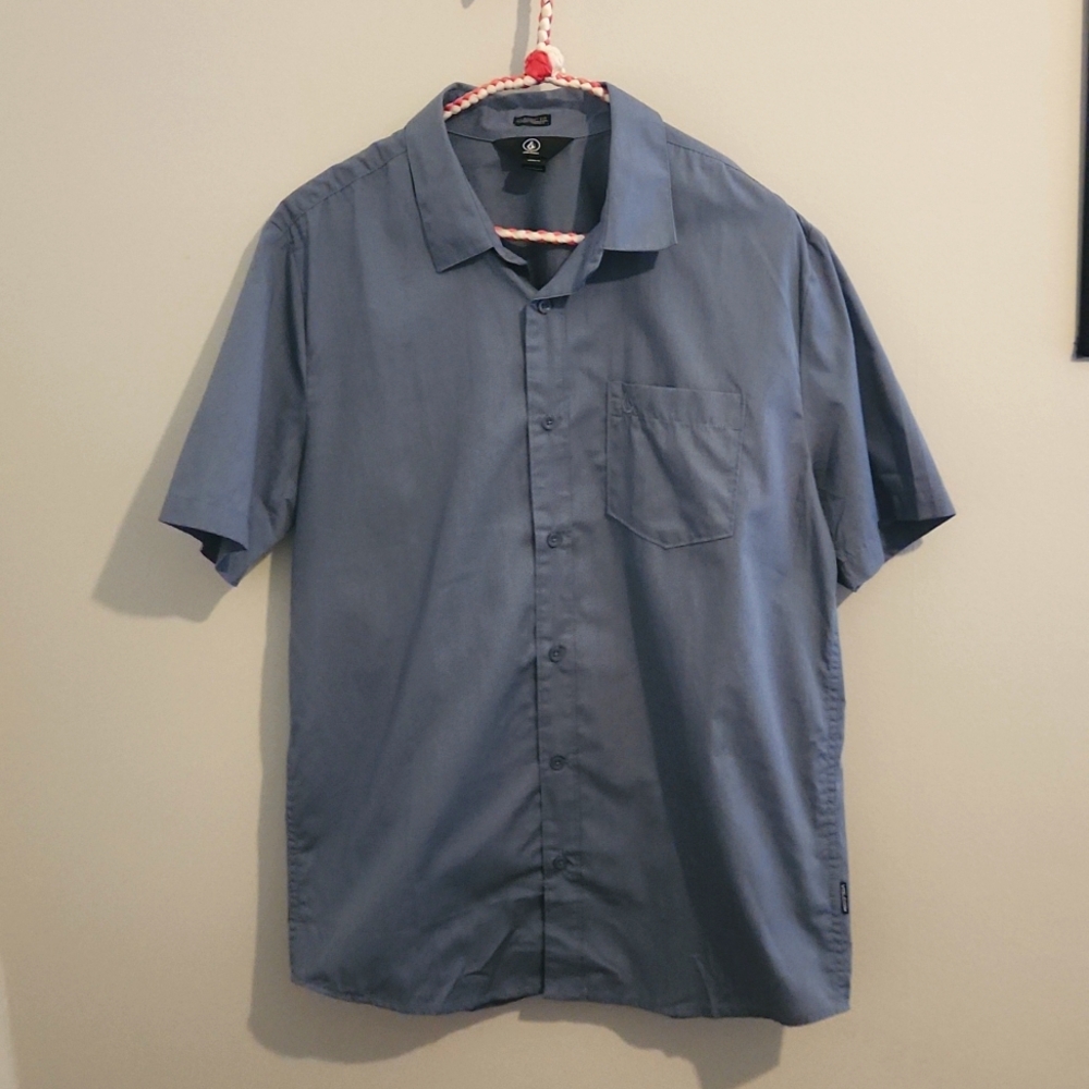 Volcom short sleeve button down